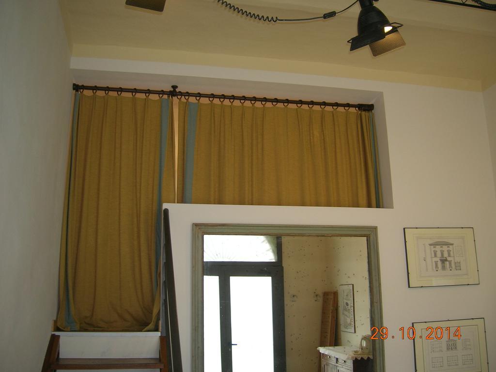 Lo Studio Terranuova Bracciolini Szoba fotó