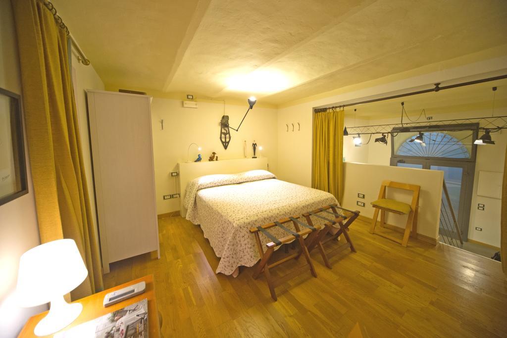 Lo Studio Terranuova Bracciolini Szoba fotó