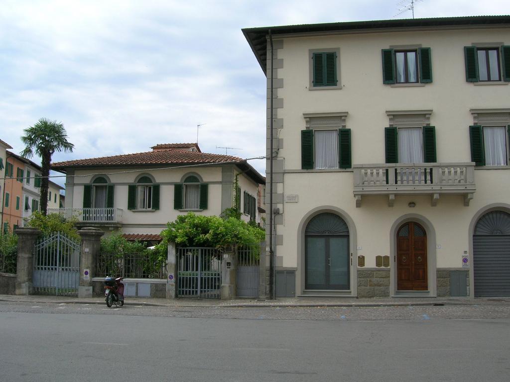 Lo Studio Terranuova Bracciolini Szoba fotó